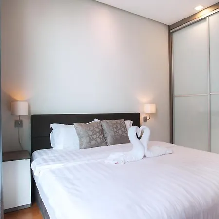 Soho Suites Klcc By Guesthouse Kuala Lumpur Exterior photo