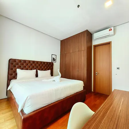 Soho Suites Klcc By Guesthouse Kuala Lumpur Exterior photo
