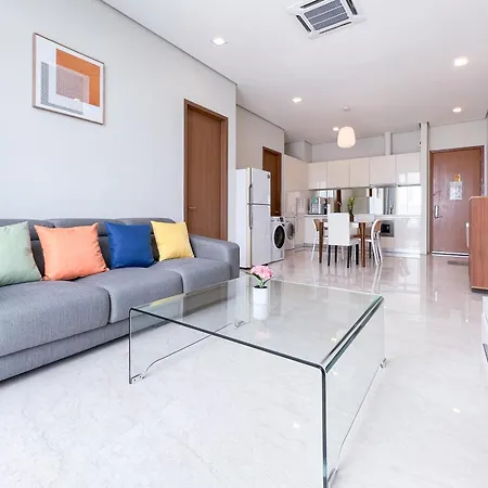 Soho Suites Klcc By Guesthouse Kuala Lumpur Exterior photo