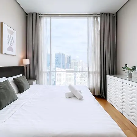 Soho Suites Klcc By Guesthouse Kuala Lumpur Exterior photo