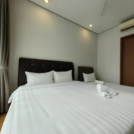 Soho Suites Klcc By Guesthouse Kuala Lumpur Exterior photo